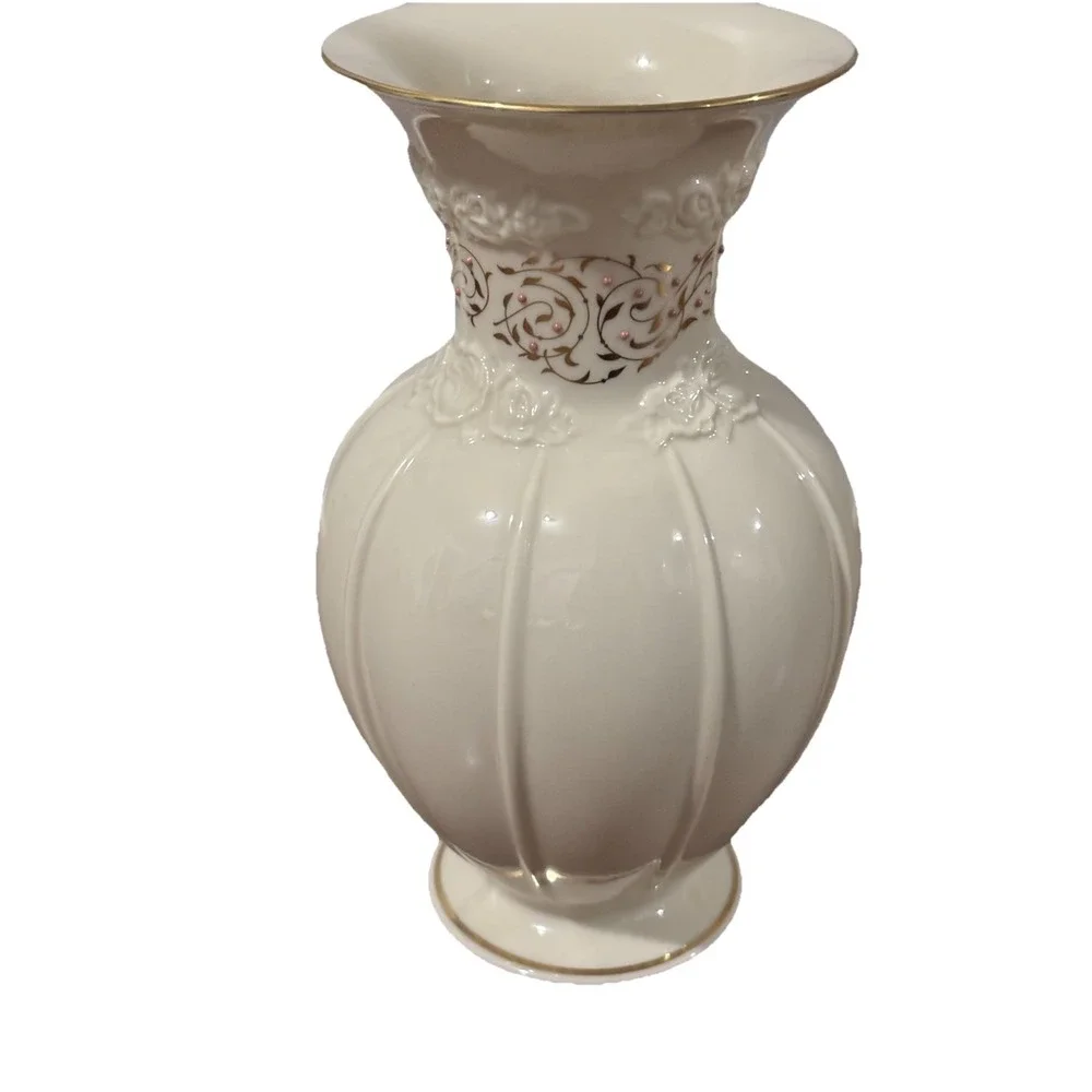 Lenox Ivory Fine China ROSE BROCADE Vase 9
